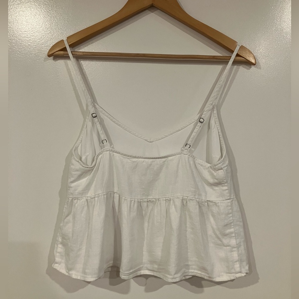 A&F Trapeze Cami – White, Size Small - Picture 2 of 3
